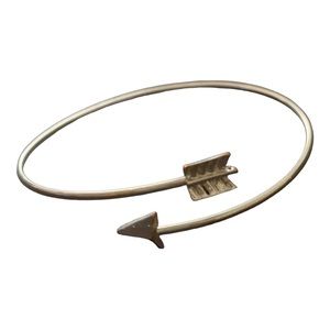 Bracelet Protector from Nadine West Arrow Silver Color